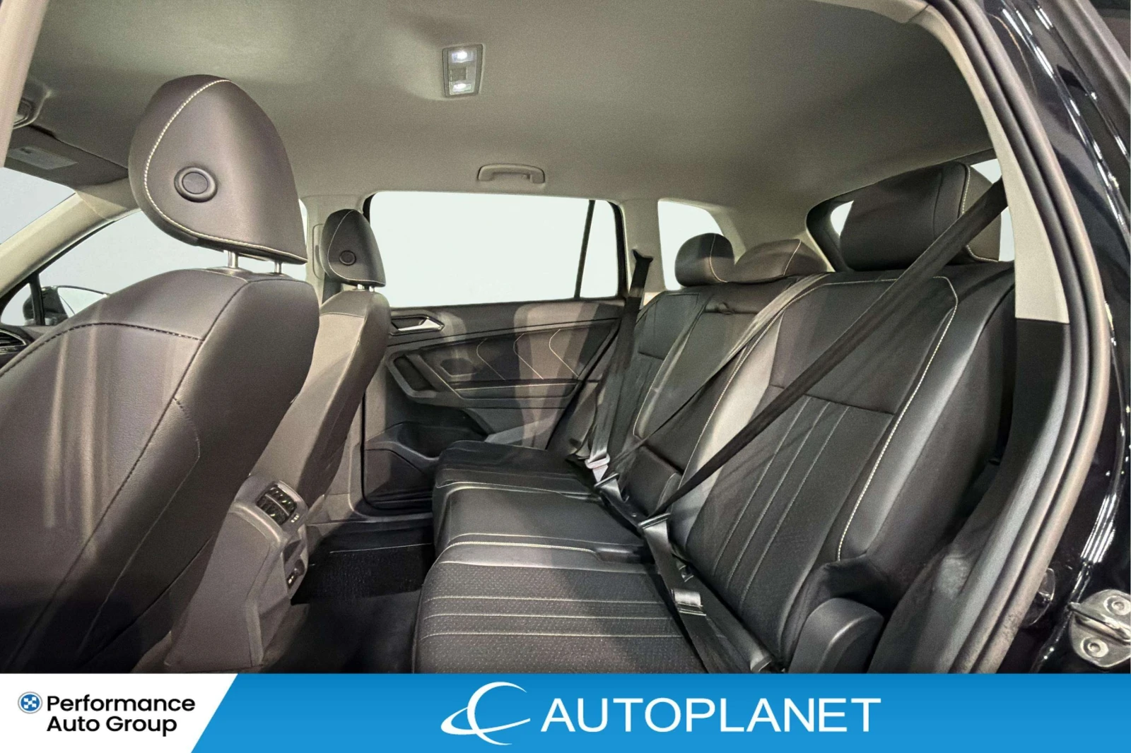 VW Tiguan * Comfortline AWD, Apple CarPlay, Remote Start! * , снимка 14 - Автомобили и джипове - 56073161