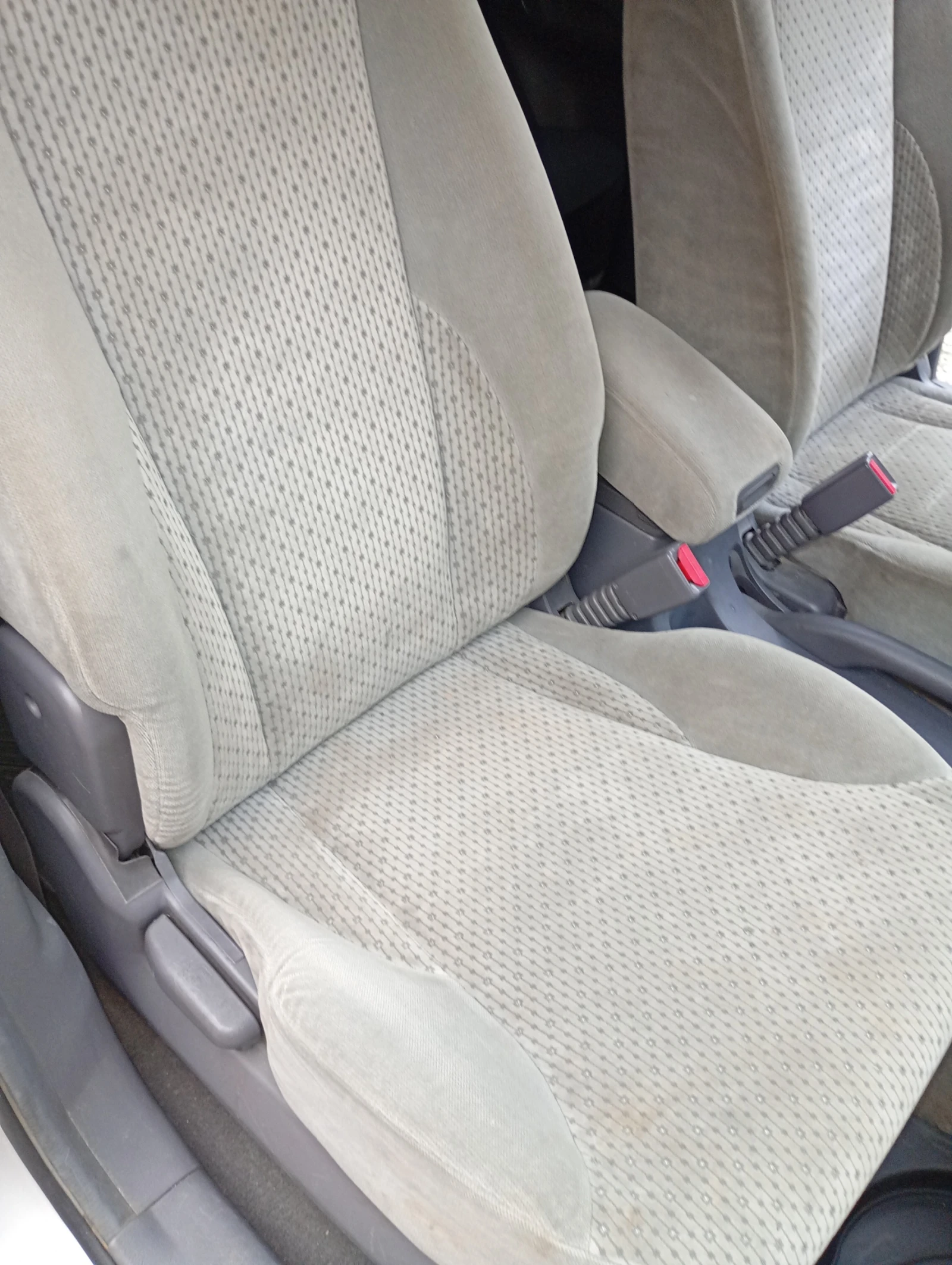 Hyundai Tucson 2.0клима гаражен, снимка 8 - Автомобили и джипове - 56316962