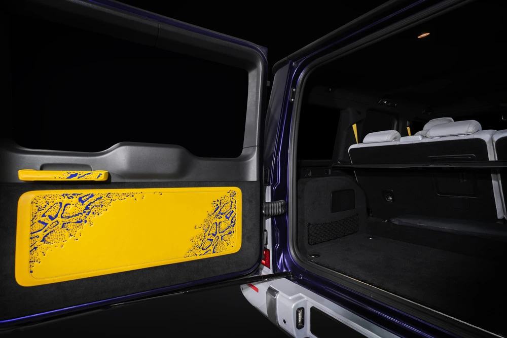 Mercedes-Benz G 63 AMG MARQUAGE EDITION , снимка 14 - Автомобили и джипове - 56719694