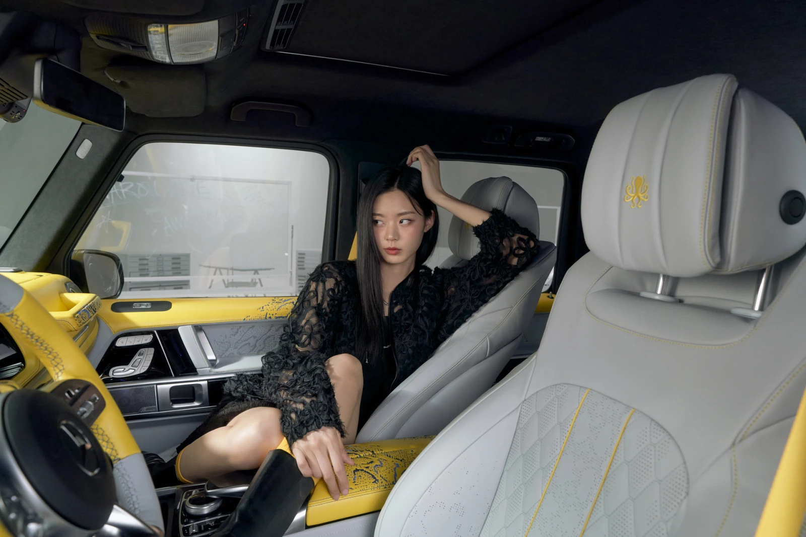 Mercedes-Benz G 63 AMG MARQUAGE EDITION , снимка 10 - Автомобили и джипове - 56719694
