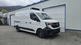 ������ Renault Master