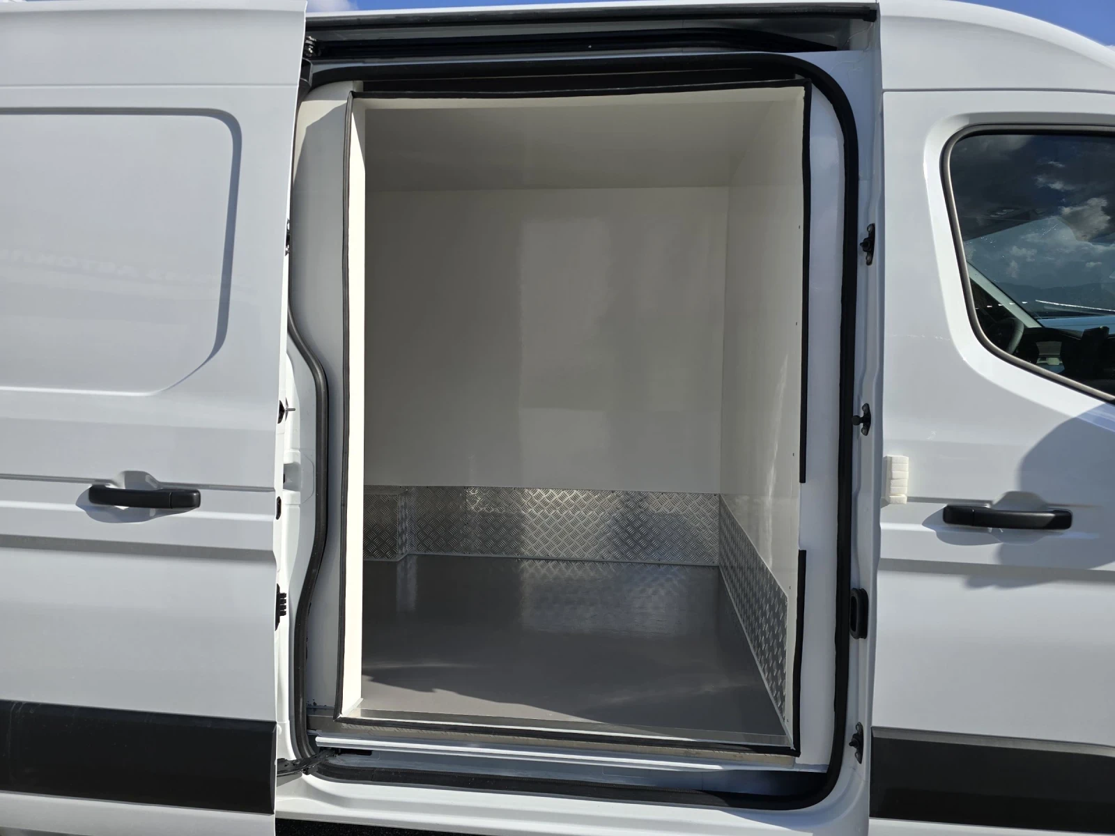 Renault Master  L2H2   | Mobile.bg   13