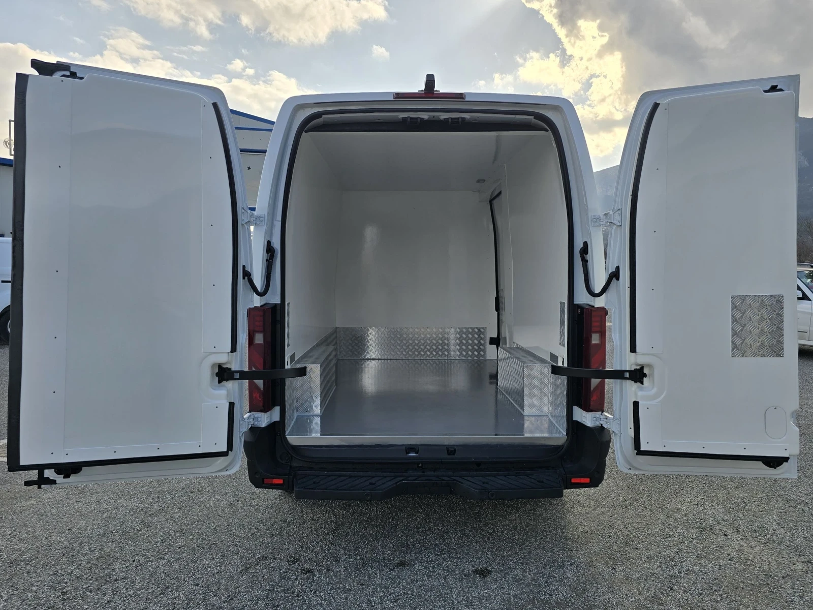 Renault Master  L2H2   | Mobile.bg   11