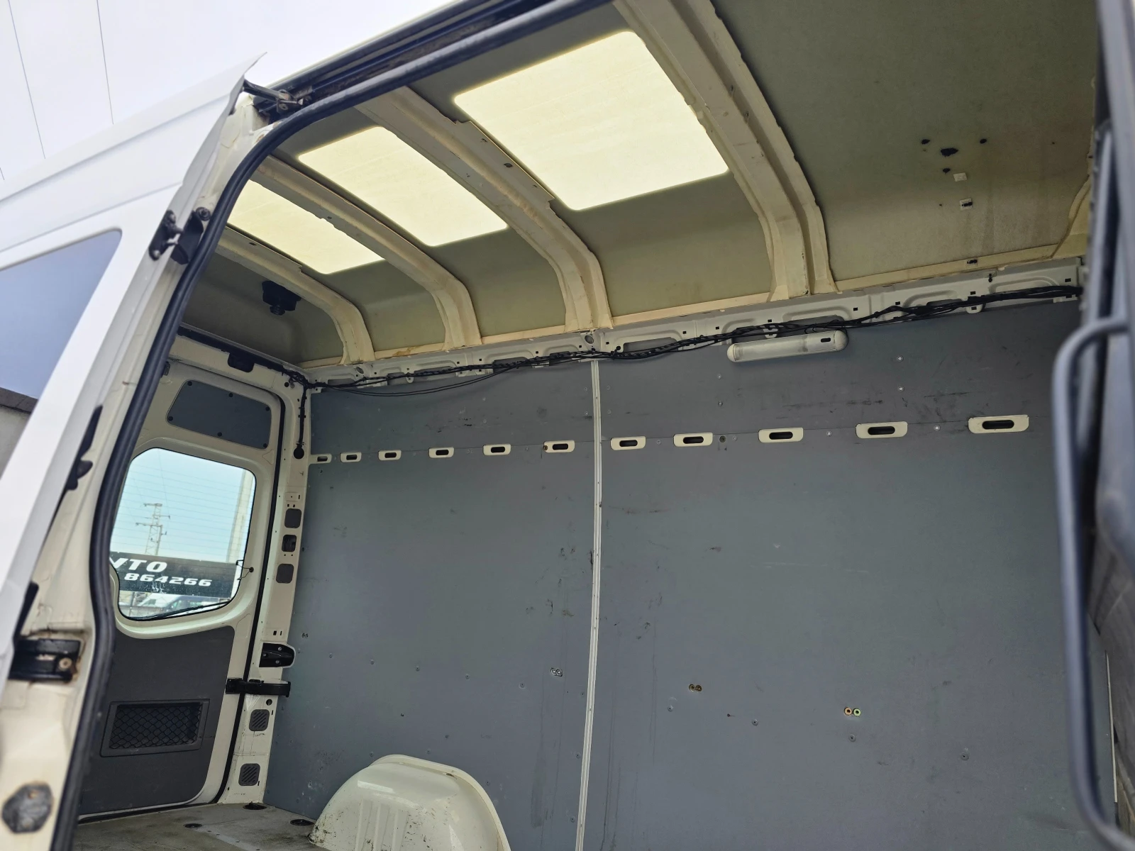 VW Crafter 09�.2, 5-163�.�.��������, ����� | Mobile.bg � ����������� 15