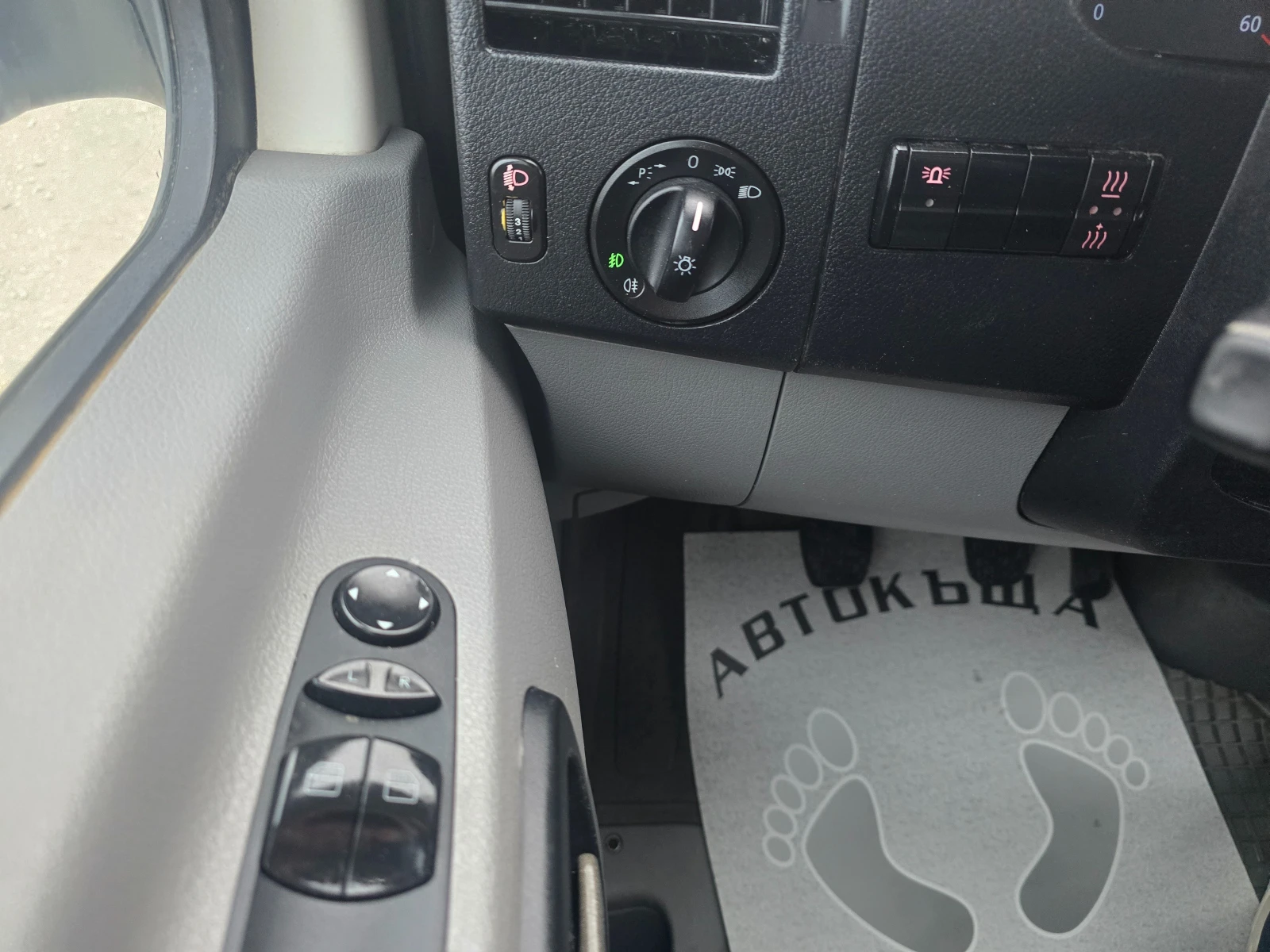 VW Crafter 09г.2, 5-163к.с.КЛИМАТИК, ПЕЧКА - изображение 10