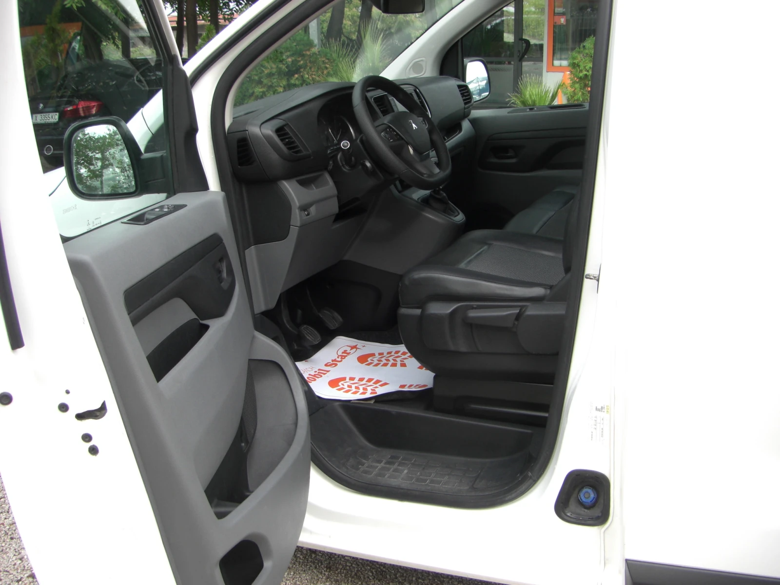 Peugeot Expert 2.0HDI NAVI KAMERA ДЪЛГА БАЗА, снимка 9 - Бусове и автобуси - 54394463