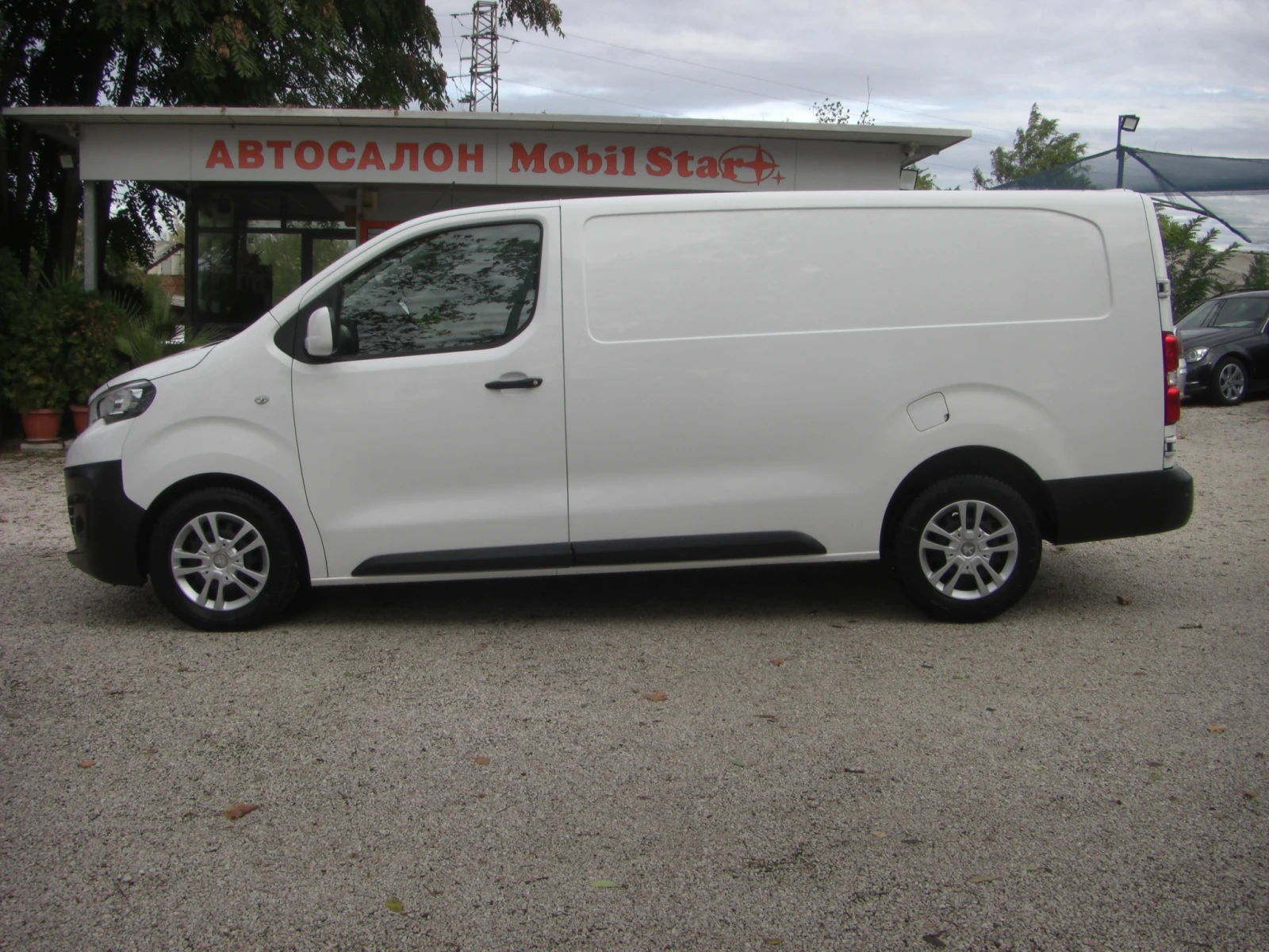 Peugeot Expert 2.0HDI NAVI KAMERA ДЪЛГА БАЗА, снимка 2 - Бусове и автобуси - 54394463