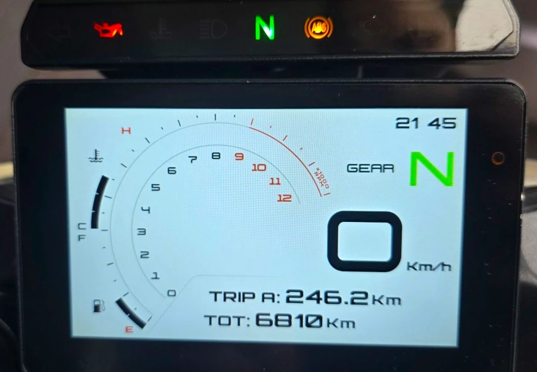 Benelli TRK 702X ABS TC, снимка 10 - Мотоциклети и мототехника - 54218966