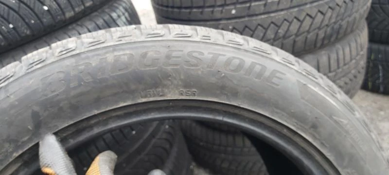 Гуми Зимни 255/50R19, снимка 4 - Гуми и джанти - 31257401