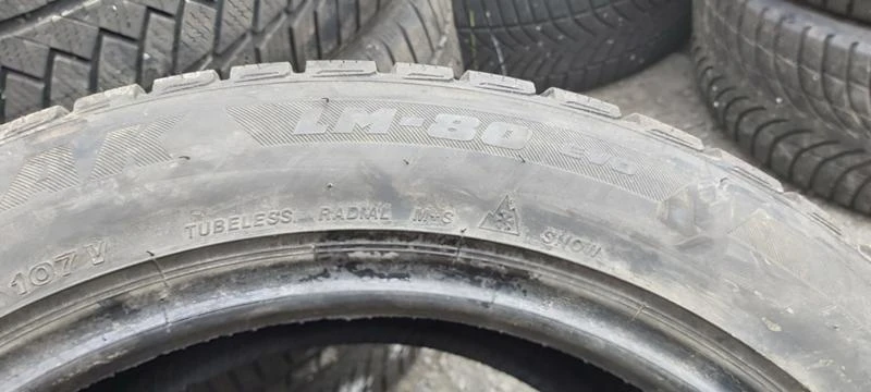 Гуми Зимни 255/50R19, снимка 7 - Гуми и джанти - 31257401