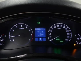 Hyundai Genesis 3.3, снимка 8