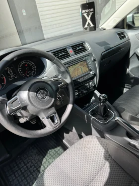 Обява за продажба на VW Jetta Mk6 ~14 000 лв. - изображение 8