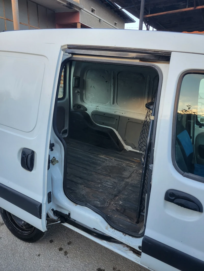 Renault Kangoo 1.5dci klima, снимка 12 - Автомобили и джипове - 44113912