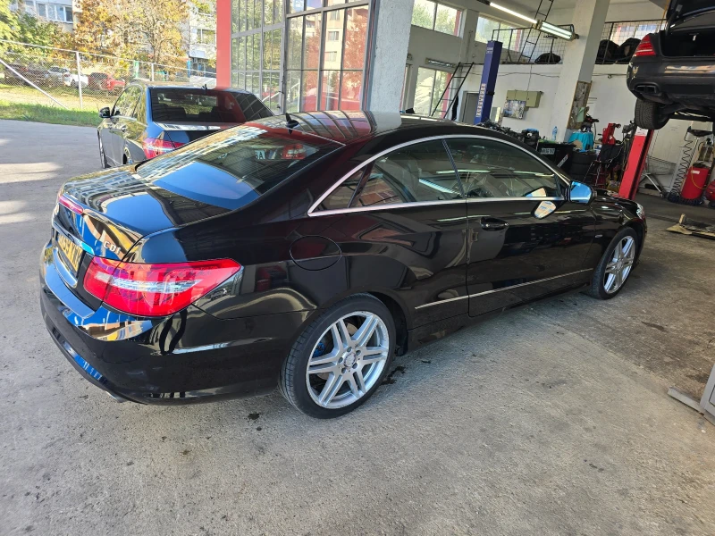 Mercedes-Benz E 350 ЦЯЛА или НА ЧАСТИ, снимка 4 - Автомобили и джипове - 48643776