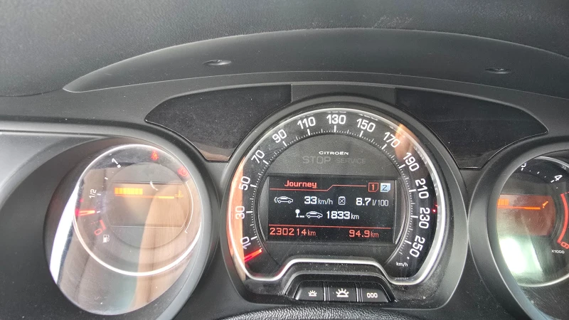 Citroen C5 3.0 HDI, снимка 11 - Автомобили и джипове - 49598651