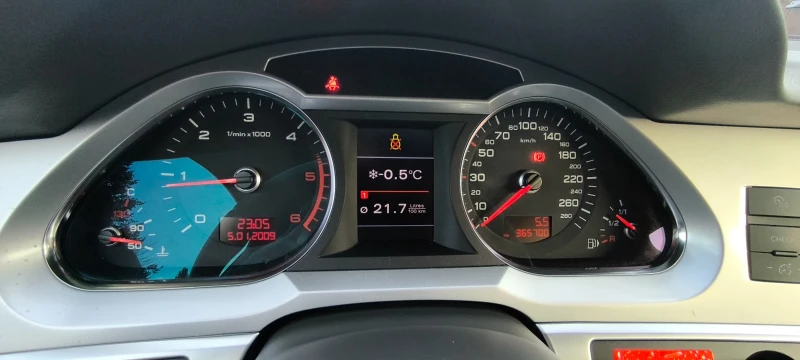Audi A6 3.0 TDI, снимка 11 - Автомобили и джипове - 52446976