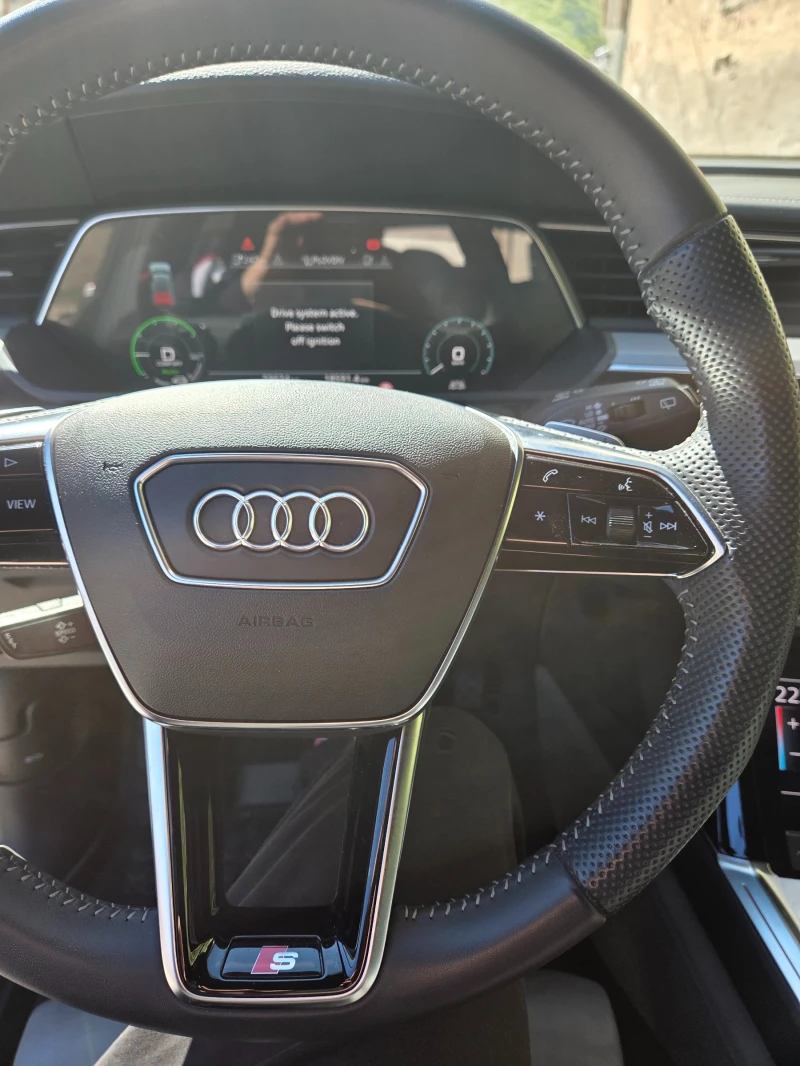 Audi E-Tron 55 Advanced S line quattro 95kWh, снимка 10 - Автомобили и джипове - 51910829
