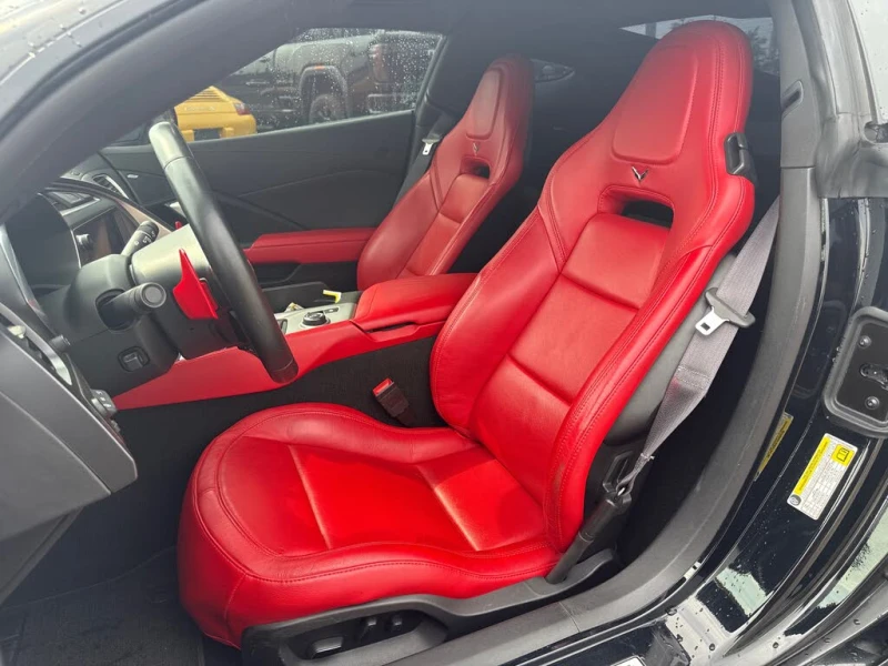 Chevrolet Corvette Grand Sport* 2LT* RWD* АвтоКредит* (ЦЕНА ДО БГ), снимка 9 - Автомобили и джипове - 52552512