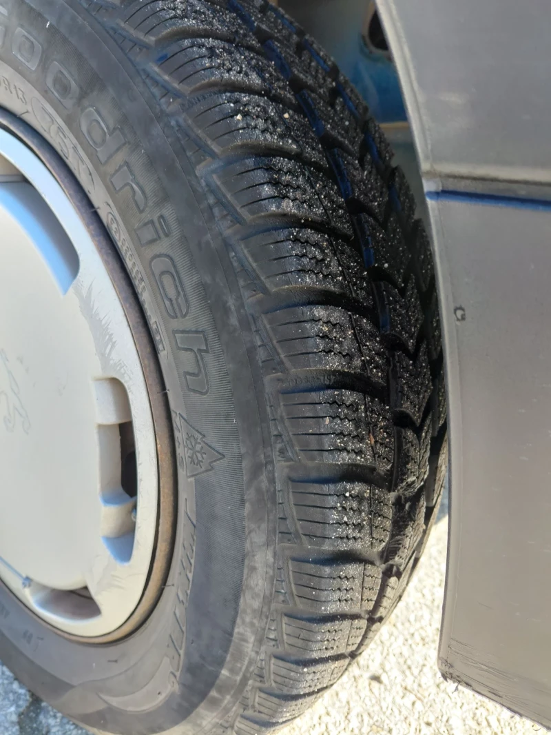 Peugeot 106, снимка 8 - Автомобили и джипове - 52645540