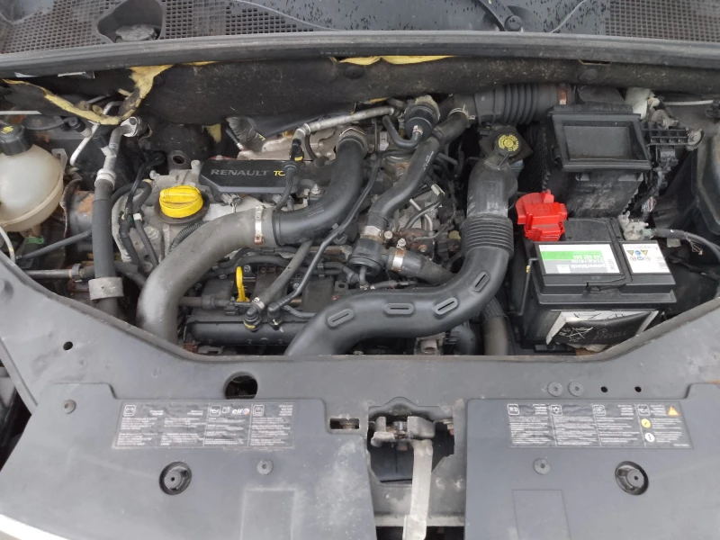 Dacia Lodgy 1.2Т, снимка 9 - Автомобили и джипове - 52659781