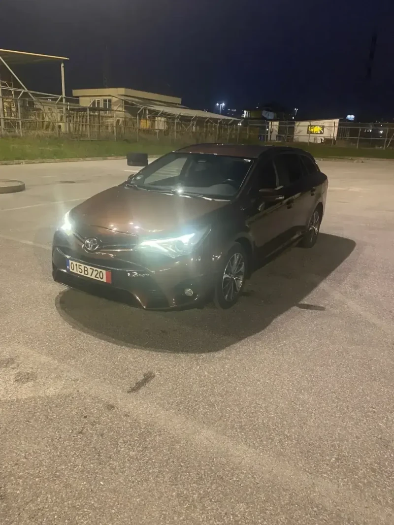 Toyota Avensis 2000D, снимка 2 - Автомобили и джипове - 52887006