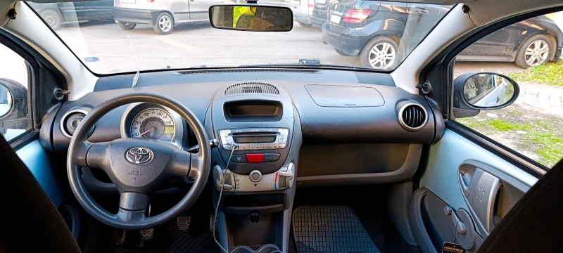 Toyota Aygo, снимка 4 - Автомобили и джипове - 52961010