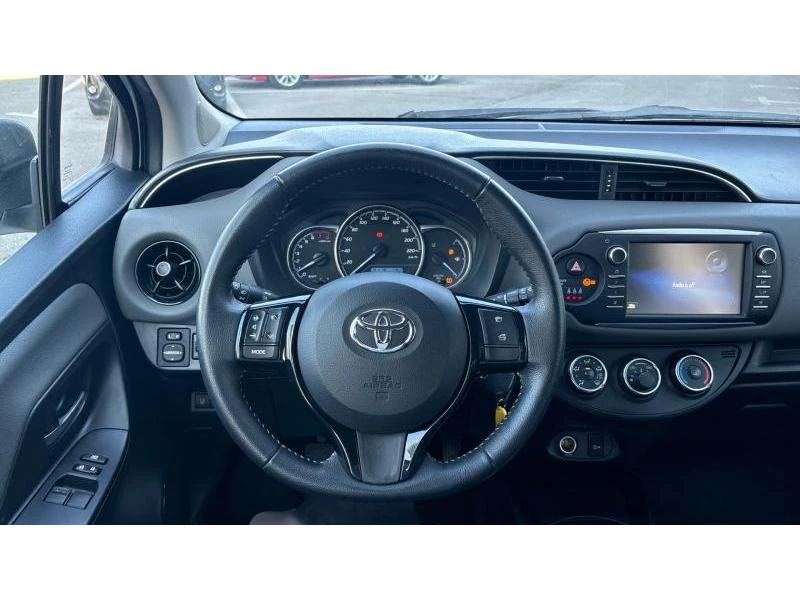 Toyota Yaris 1.5P TERRA - изображение 9