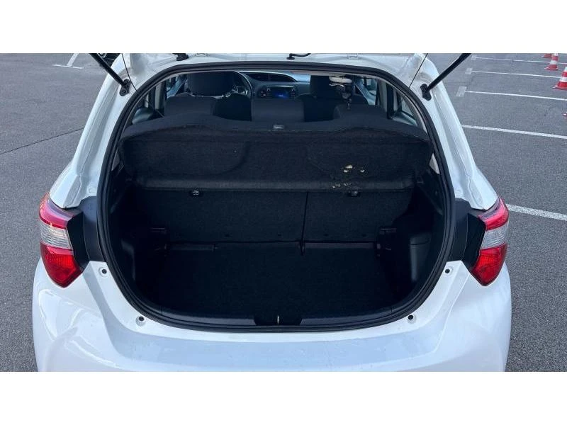 Toyota Yaris 1.5P TERRA - изображение 10