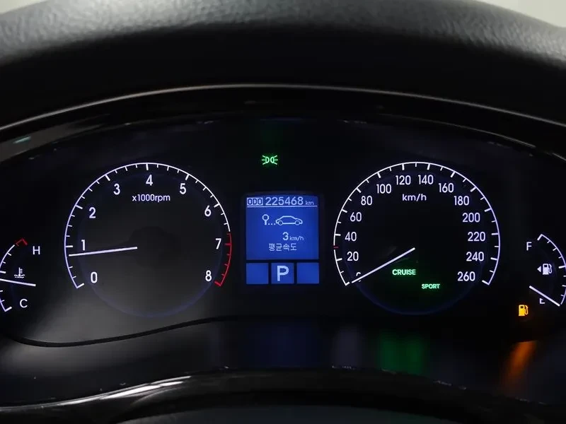 Hyundai Genesis 3.3, снимка 8 - Автомобили и джипове - 54615925