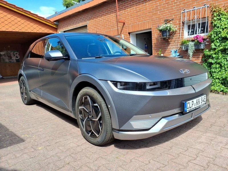 Hyundai Ioniq 5 77.4kw/4х4/UNIQ/Гаранция/360/HeadUp/BOSE, снимка 2 - Автомобили и джипове - 55599904