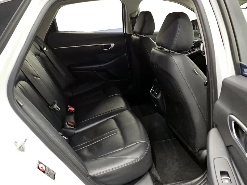 Hyundai Sonata (Dn8) 2.0 Premium, снимка 12 - Автомобили и джипове - 55259952