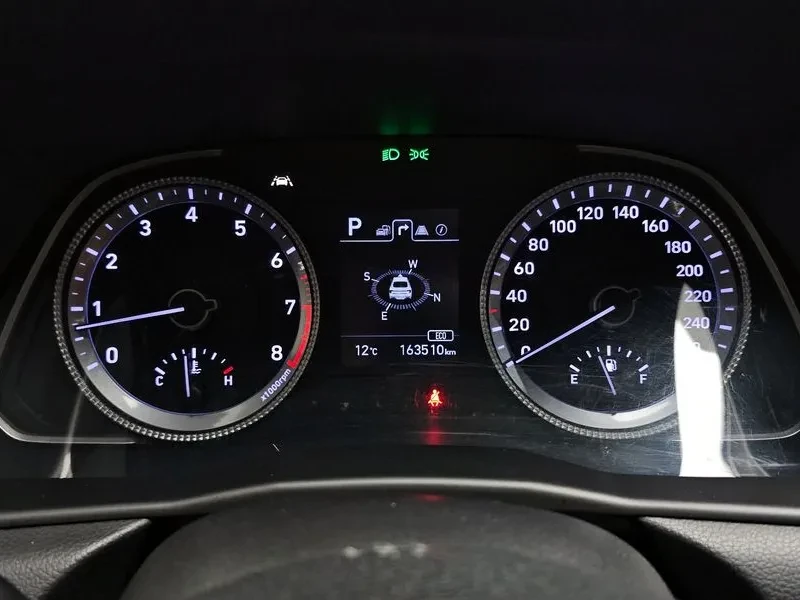Hyundai Sonata (Dn8) 2.0 Premium, снимка 8 - Автомобили и джипове - 55259952