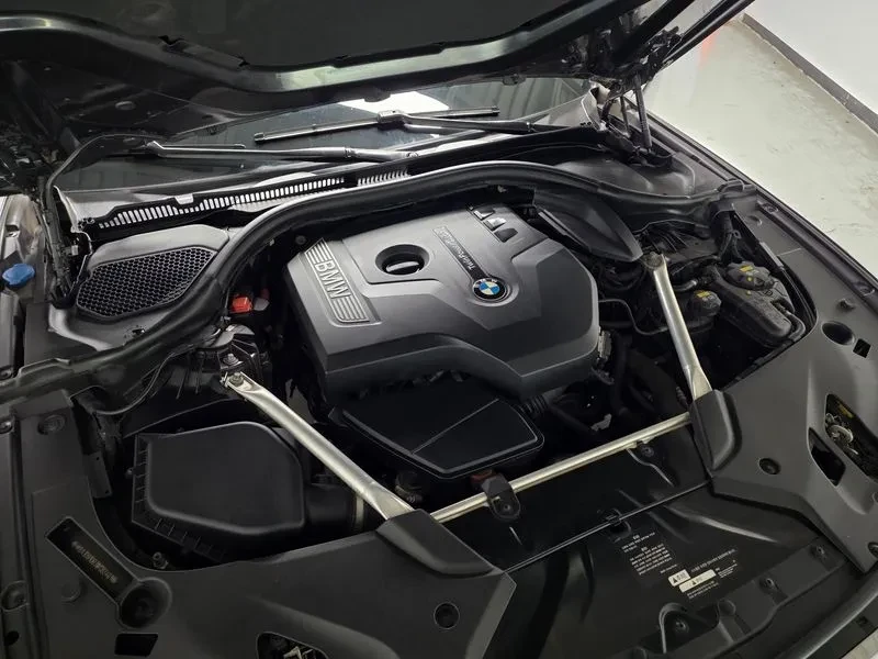 BMW 530 I xDrive M, снимка 8 - Автомобили и джипове - 56162427