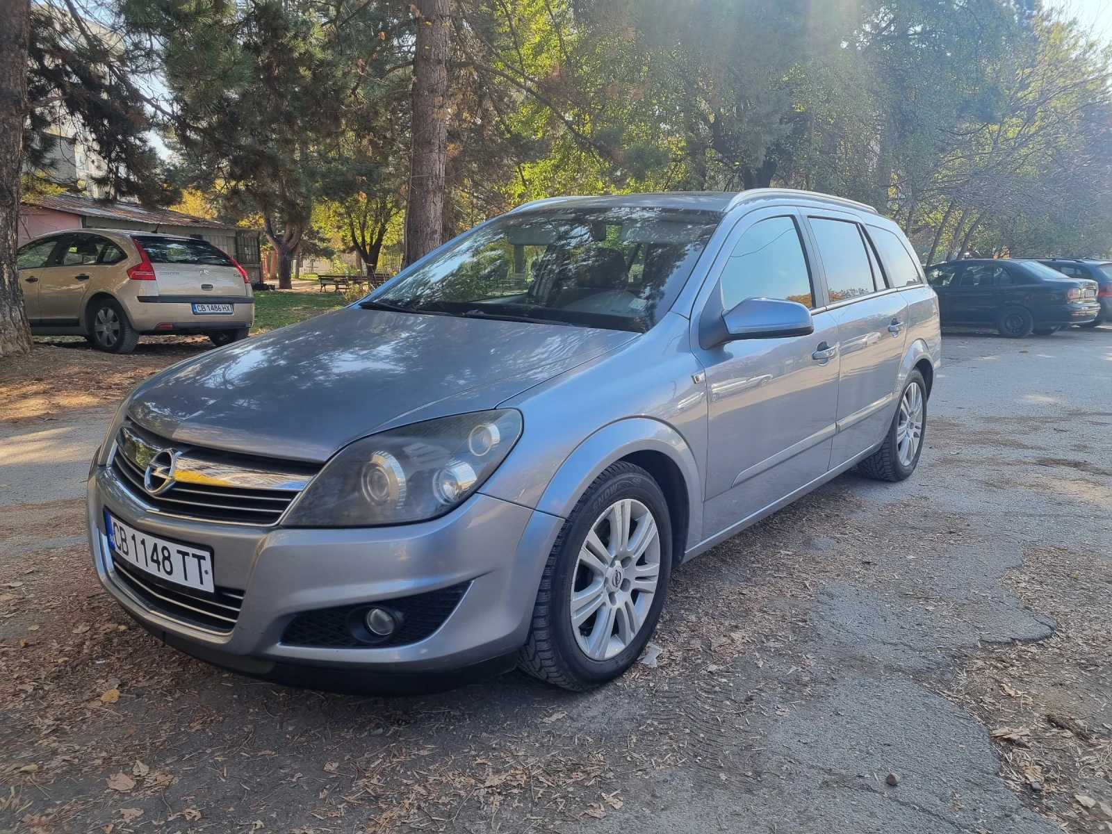 Opel Astra 1.9CDTI   COSMO  - изображение 3