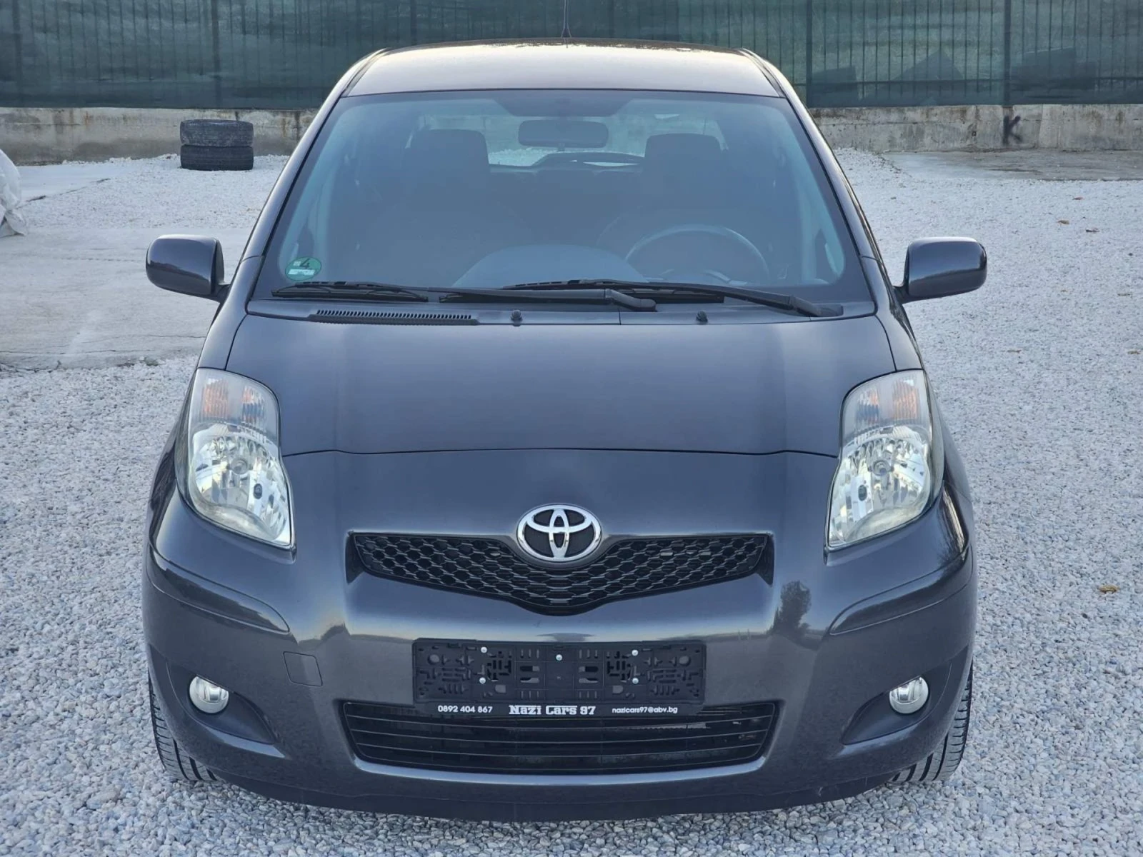 Toyota Yaris 1.33/101к.с./FACELIFT - изображение 2