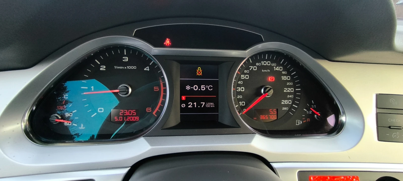 Audi A6 3.0 TDI, снимка 11 - Автомобили и джипове - 53484192