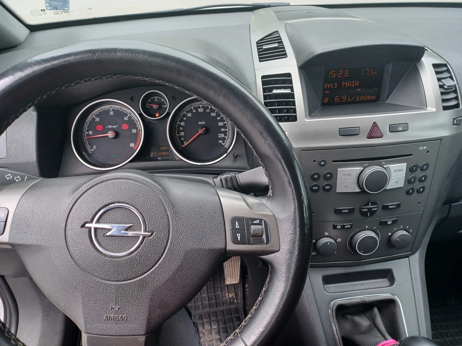 Opel Zafira  - изображение 6