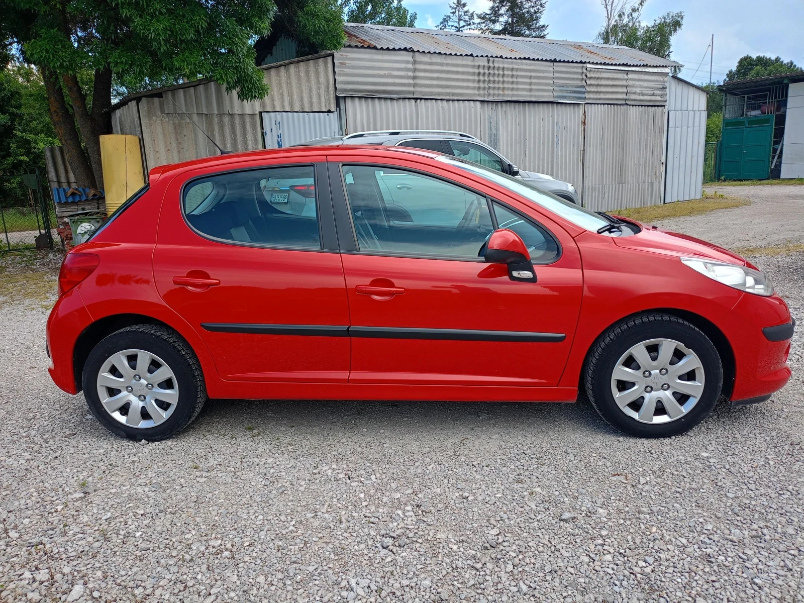 Peugeot 207 1.4 - изображение 4