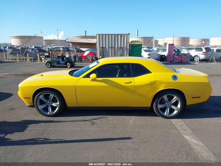 Dodge Challenger 3.6L V-6 DOHC, VVT, 305HP Rear Wheel Drive - изображение 6