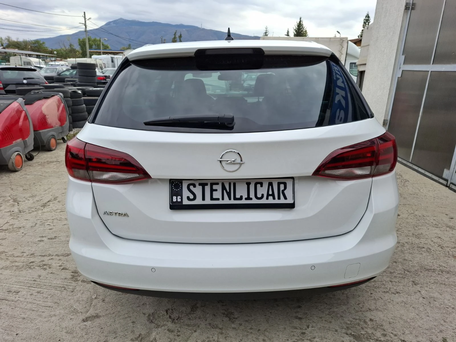 Opel Astra 1.5CDTi + AВТОМАТИК - изображение 4