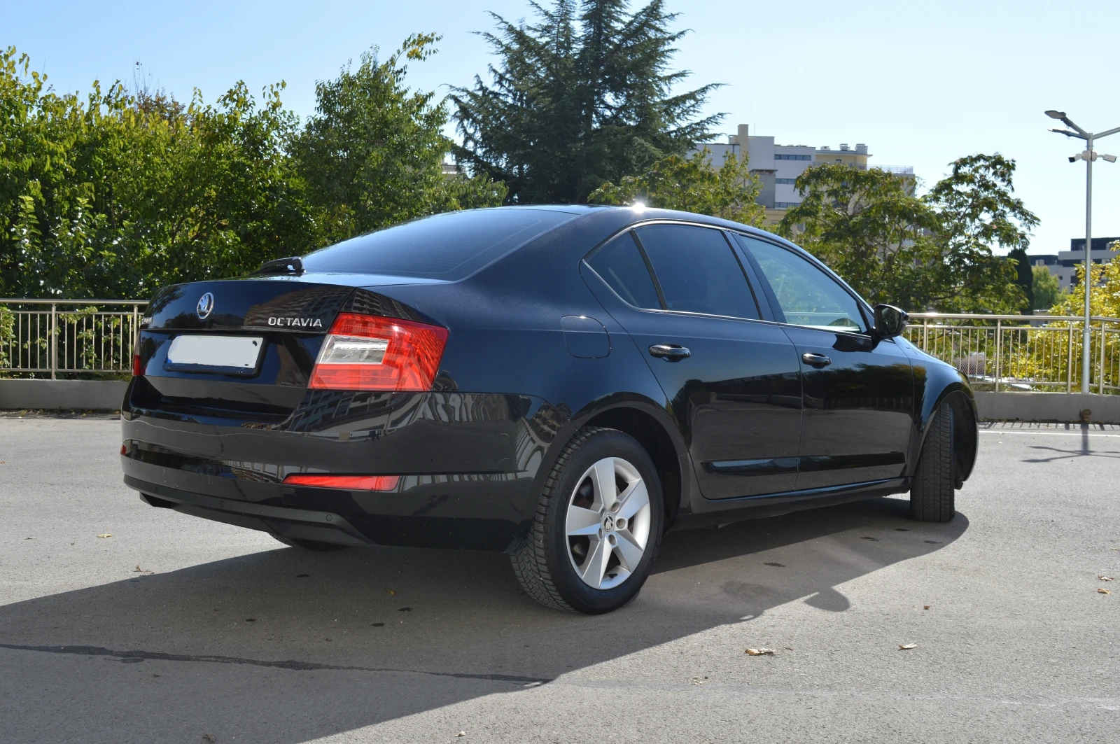 Skoda Octavia 1.6tdi 105кс - изображение 7