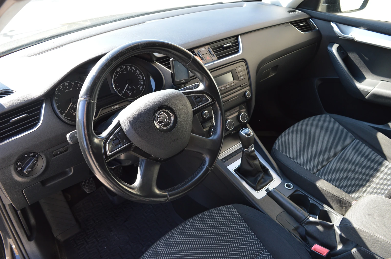 Skoda Octavia 1.6tdi 105кс - изображение 10