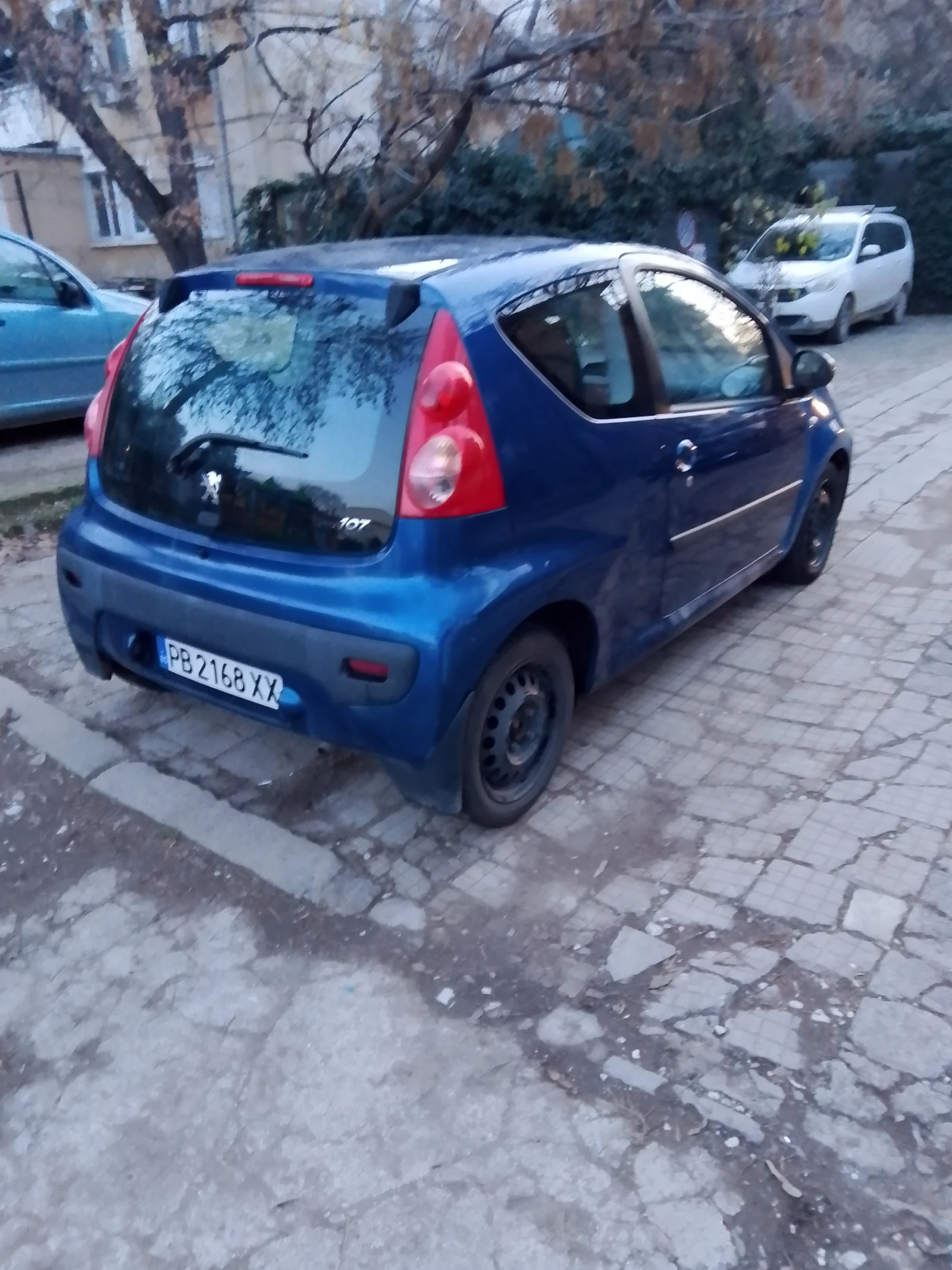 Peugeot 107 1.0i - изображение 3