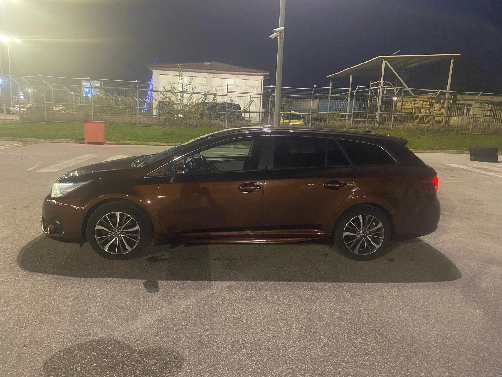 Toyota Avensis 2000D - изображение 5