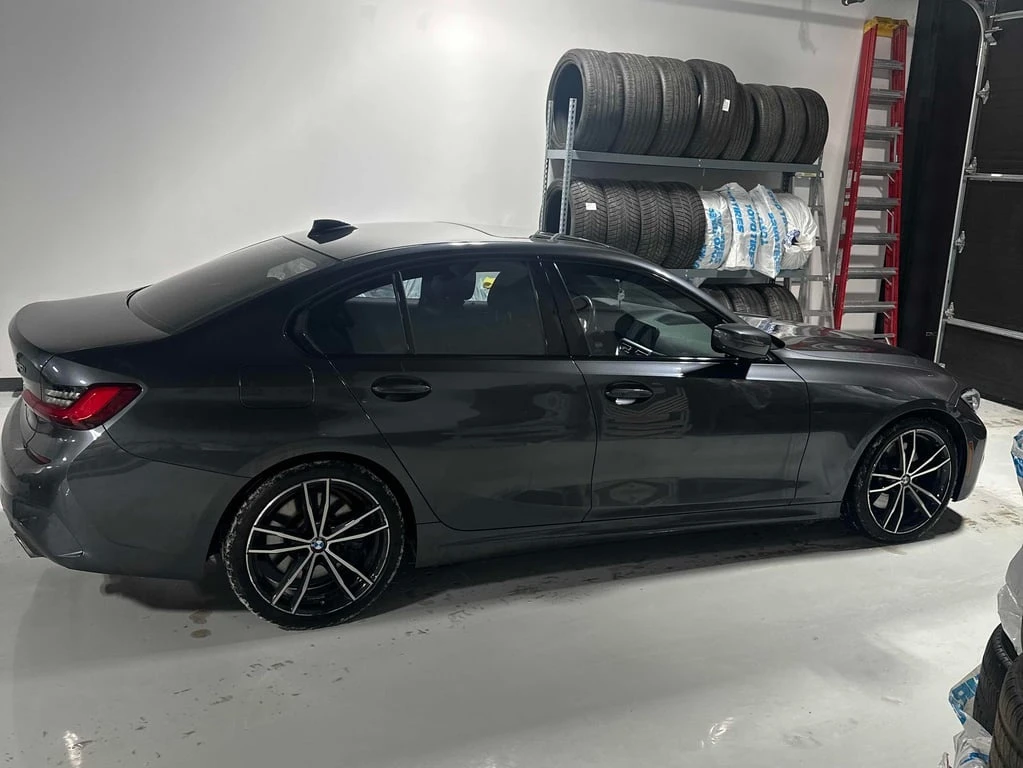 BMW 330 * 330i xDrive * CARFAX * ���� �� �� | Mobile.bg � ����������� 3