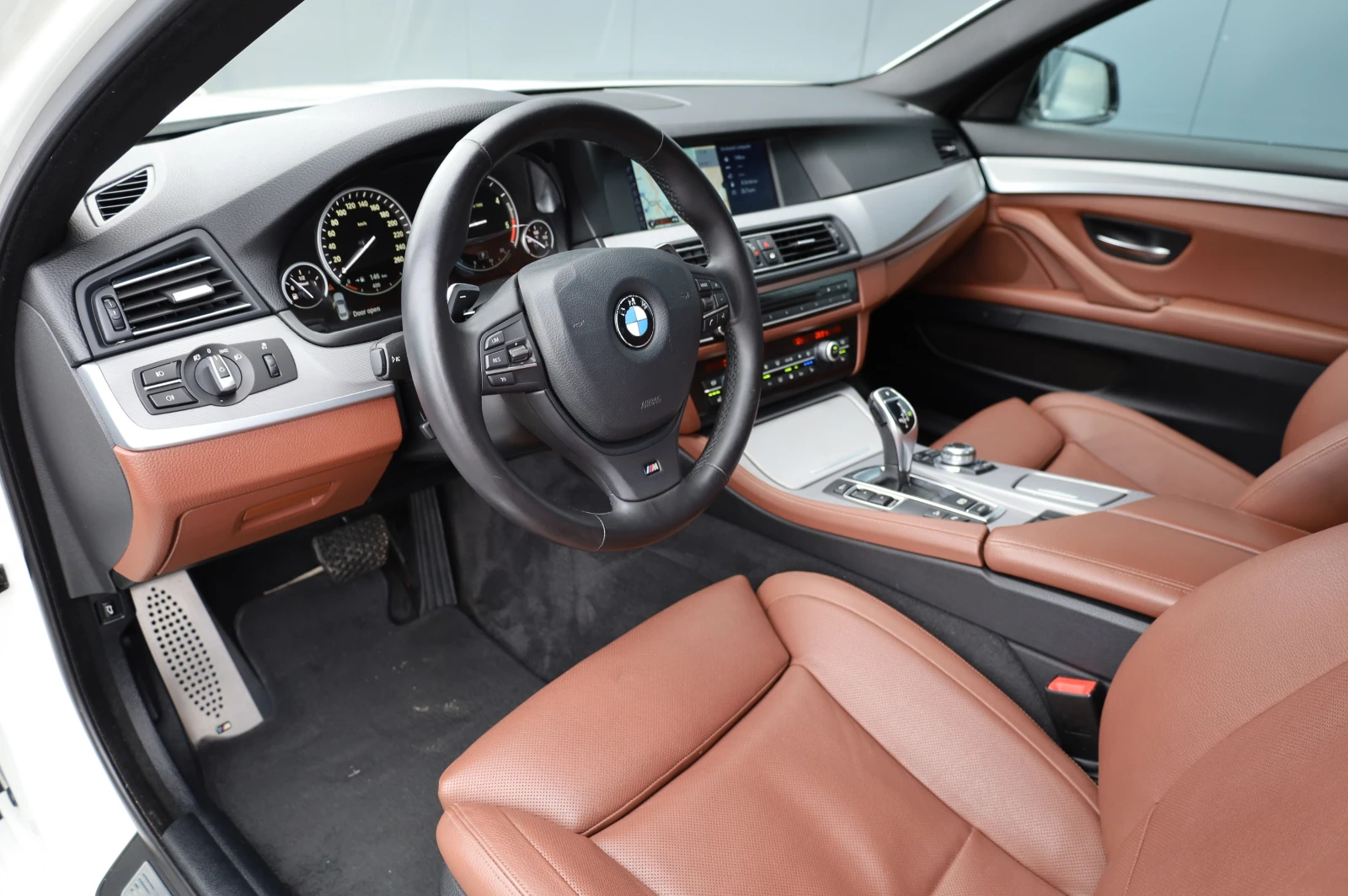 BMW 530 M PAKET* XDIRVE* KEYLESS*  - изображение 10