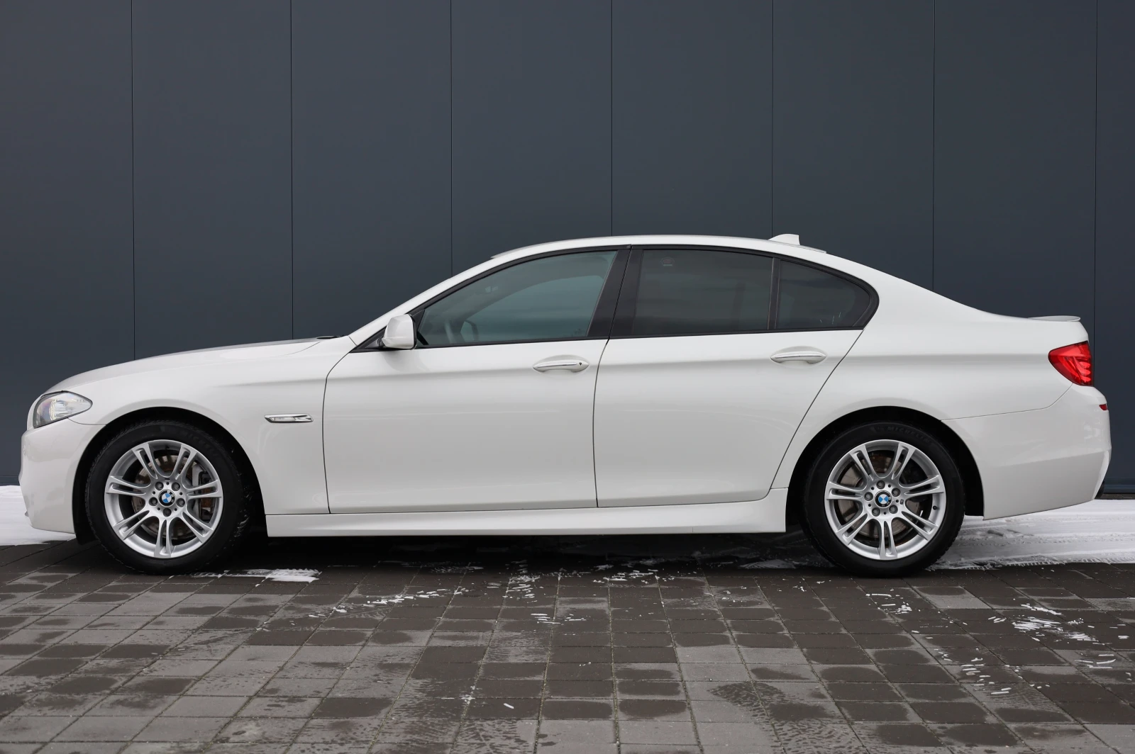 BMW 530 M PAKET* XDIRVE* KEYLESS*  - изображение 3