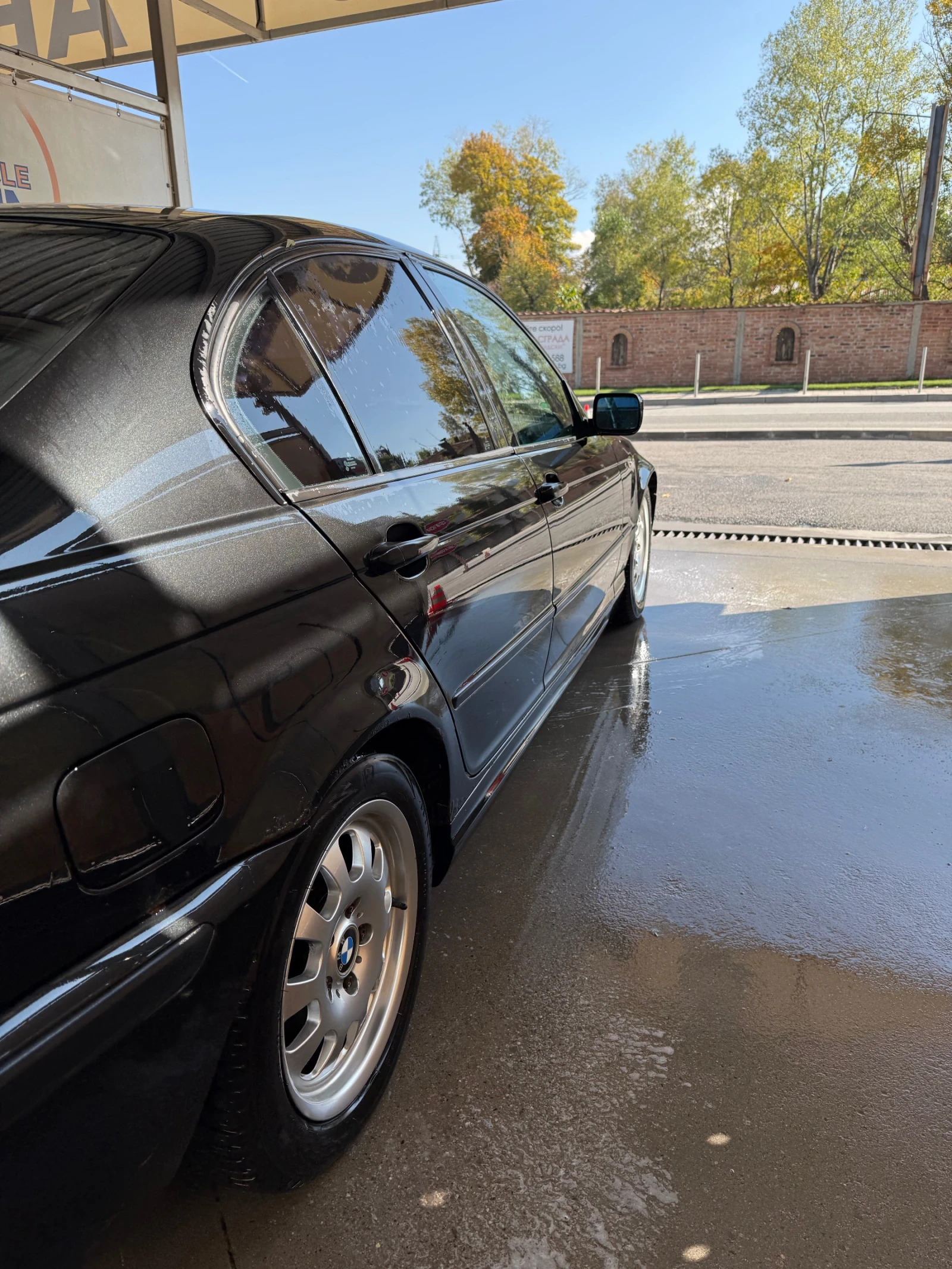 BMW 318, снимка 7 - Автомобили и джипове - 54004643