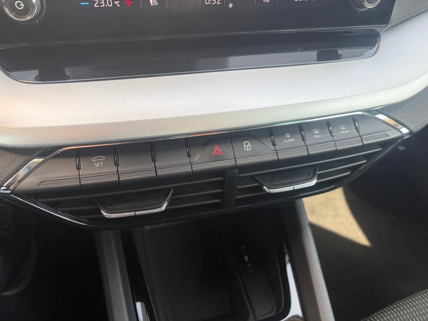 Skoda Octavia, снимка 17 - Автомобили и джипове - 55642066