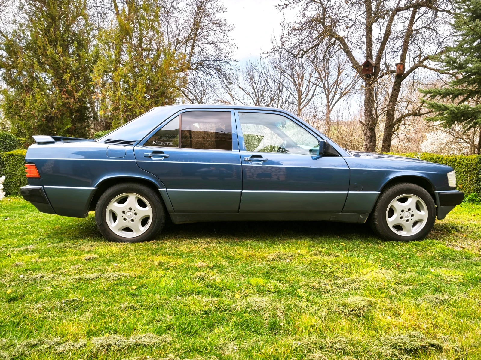 Mercedes-Benz 190 2.0D, снимка 4 - Автомобили и джипове - 54174062